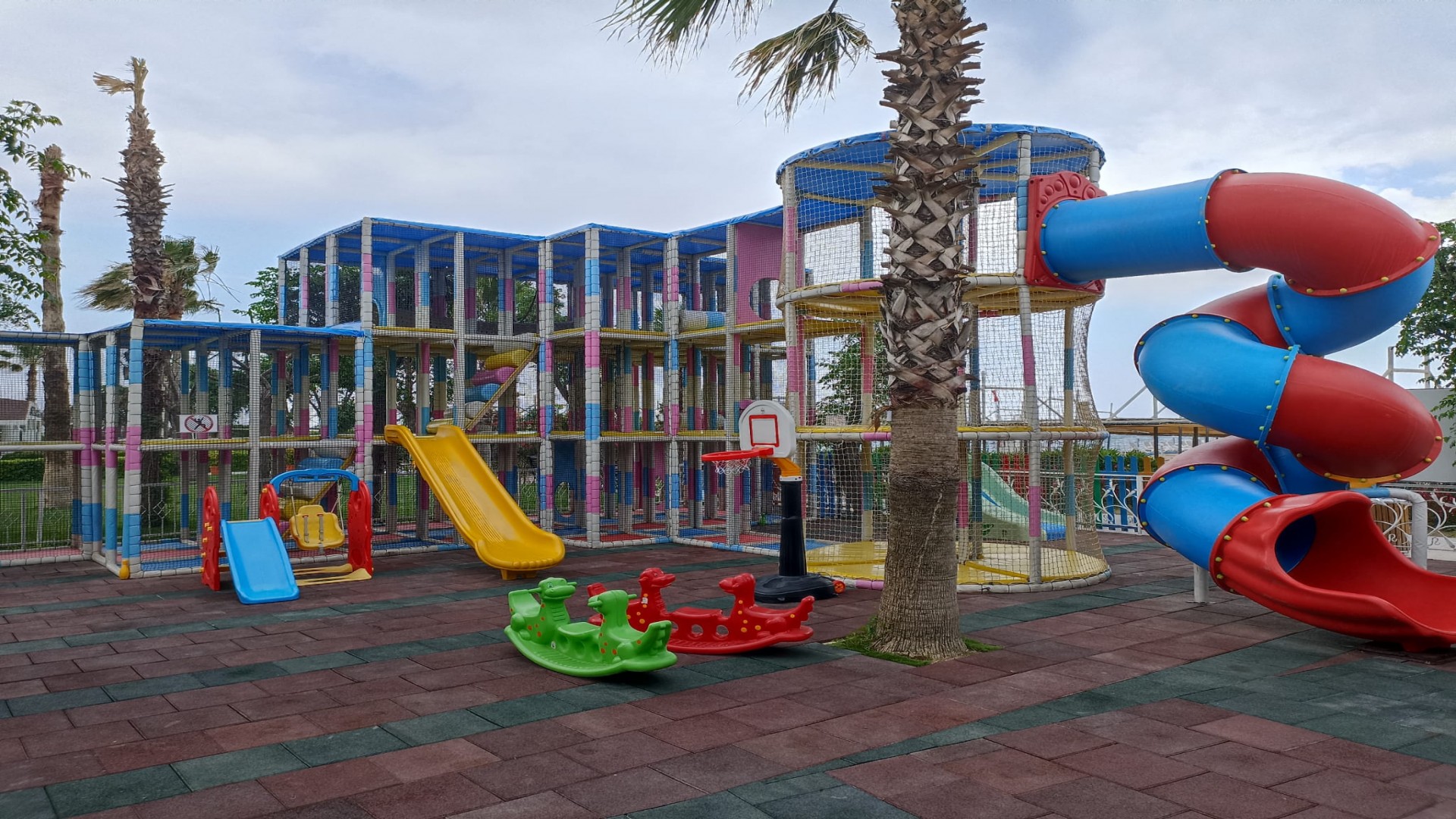 Seaden Sea Planet Resort & Spa