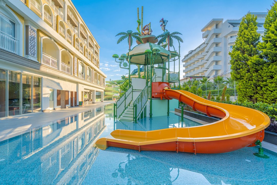 Seaden Sea Planet Resort & Spa
