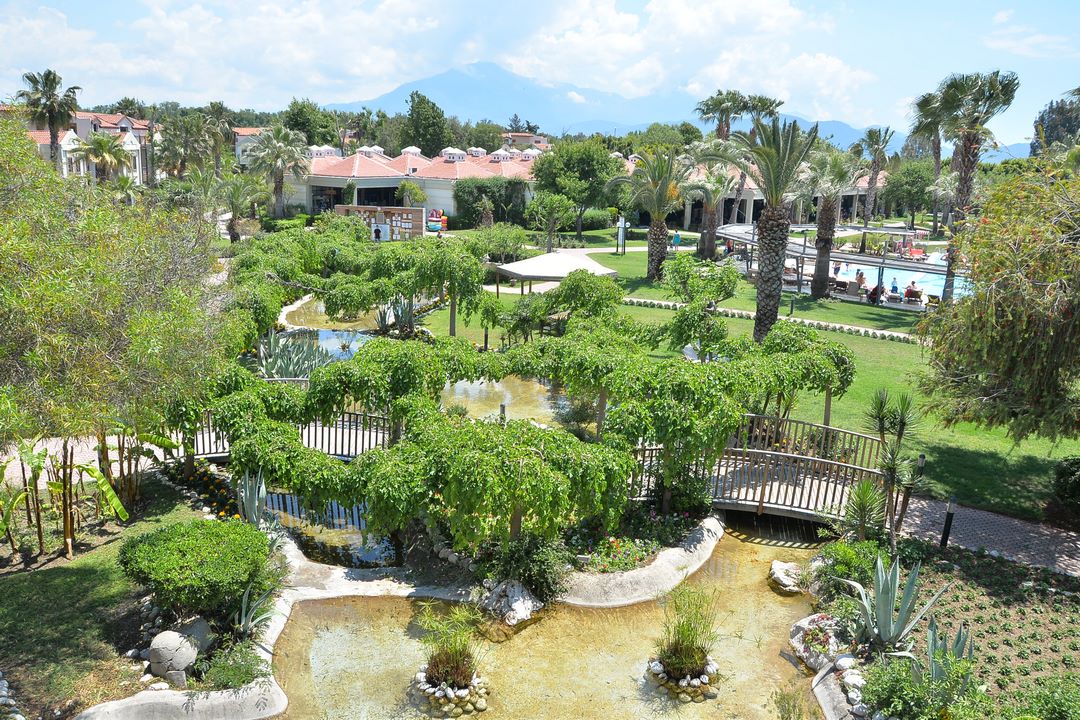 Seaden Sea Planet Resort & Spa